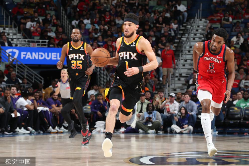 化背景中的 化背景中的